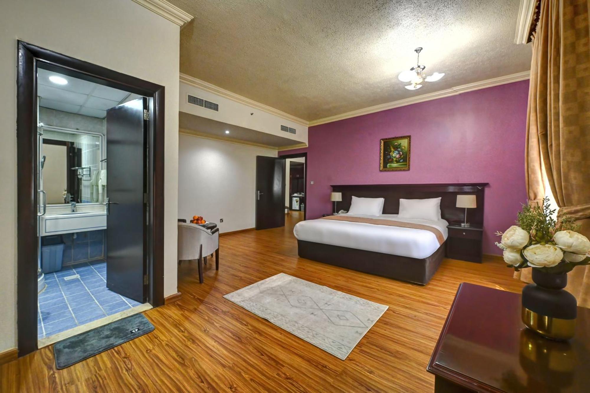 Al Bustan Hotel Sardzsa Kültér fotó