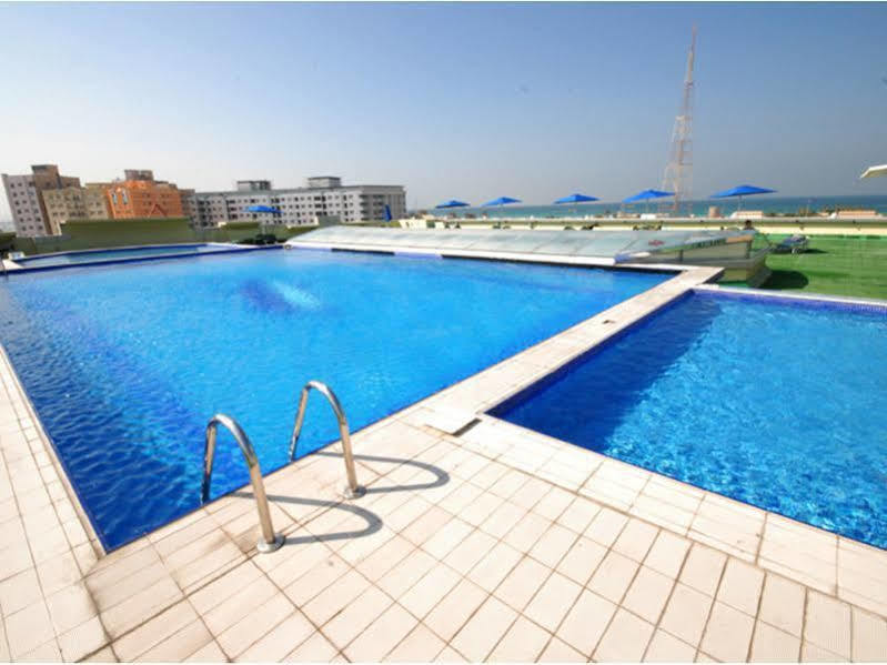 Al Bustan Hotel Sardzsa Kültér fotó